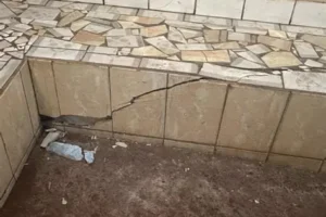 Alerte/Nongo-Conakry: des fissures inquiétantes s’étendent et suscitent la peur des habitants