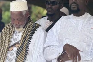 Tabaski 2026 à Kankan : le président Mamadi Doumbouya participe à la grande prière de l’Aïd.